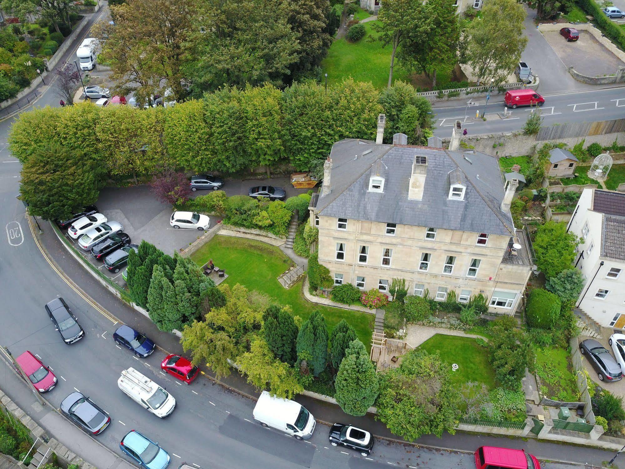 Oldfields House Bed & Breakfast Bath Exterior photo